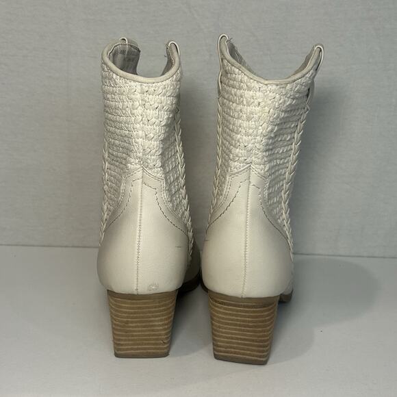 Dolce Vita White Heeled Boots - Picture 4 of 7